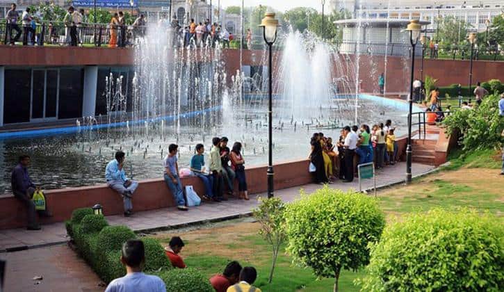 Central Park in Connaught Place - Delhi Information