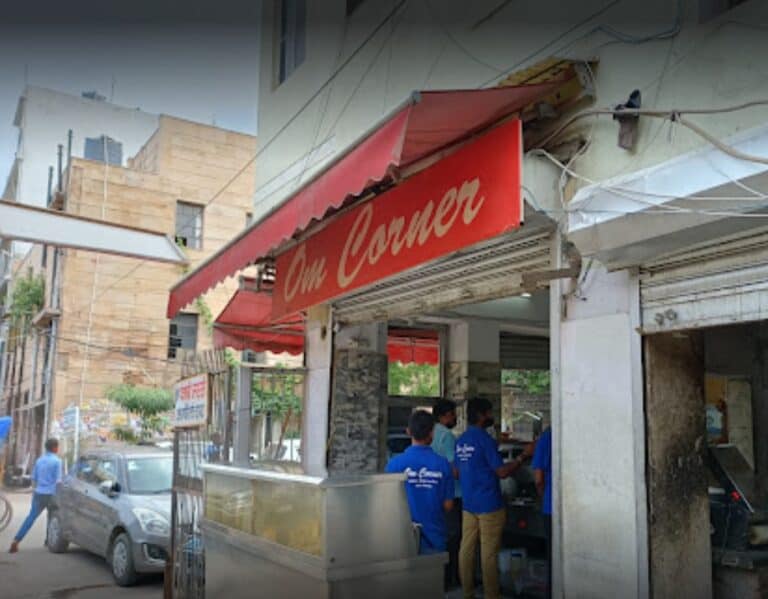 Trip To Karol Bagh Best Shops, Different Markets, Location.