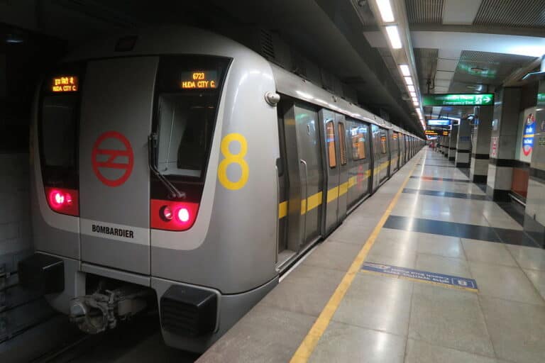 Is Delhi metro free for ladies? 